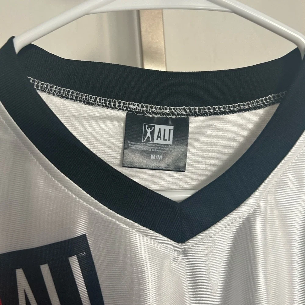 Nordstrom Brand Muhammad Ali Jersey Shirt Top Size Medium NWT Streetwear